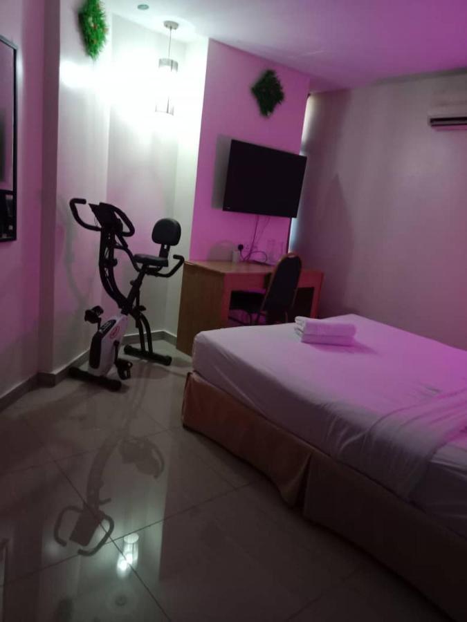 Hotel Sri Sutra Petaling Jaya Ngoại thất bức ảnh