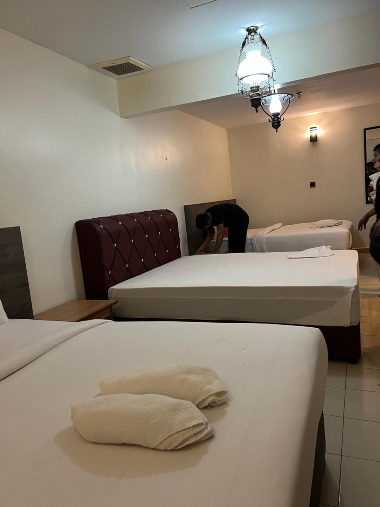 Hotel Sri Sutra Petaling Jaya Ngoại thất bức ảnh