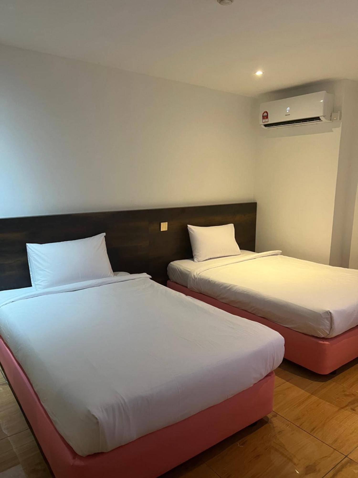 Hotel Sri Sutra Petaling Jaya Ngoại thất bức ảnh