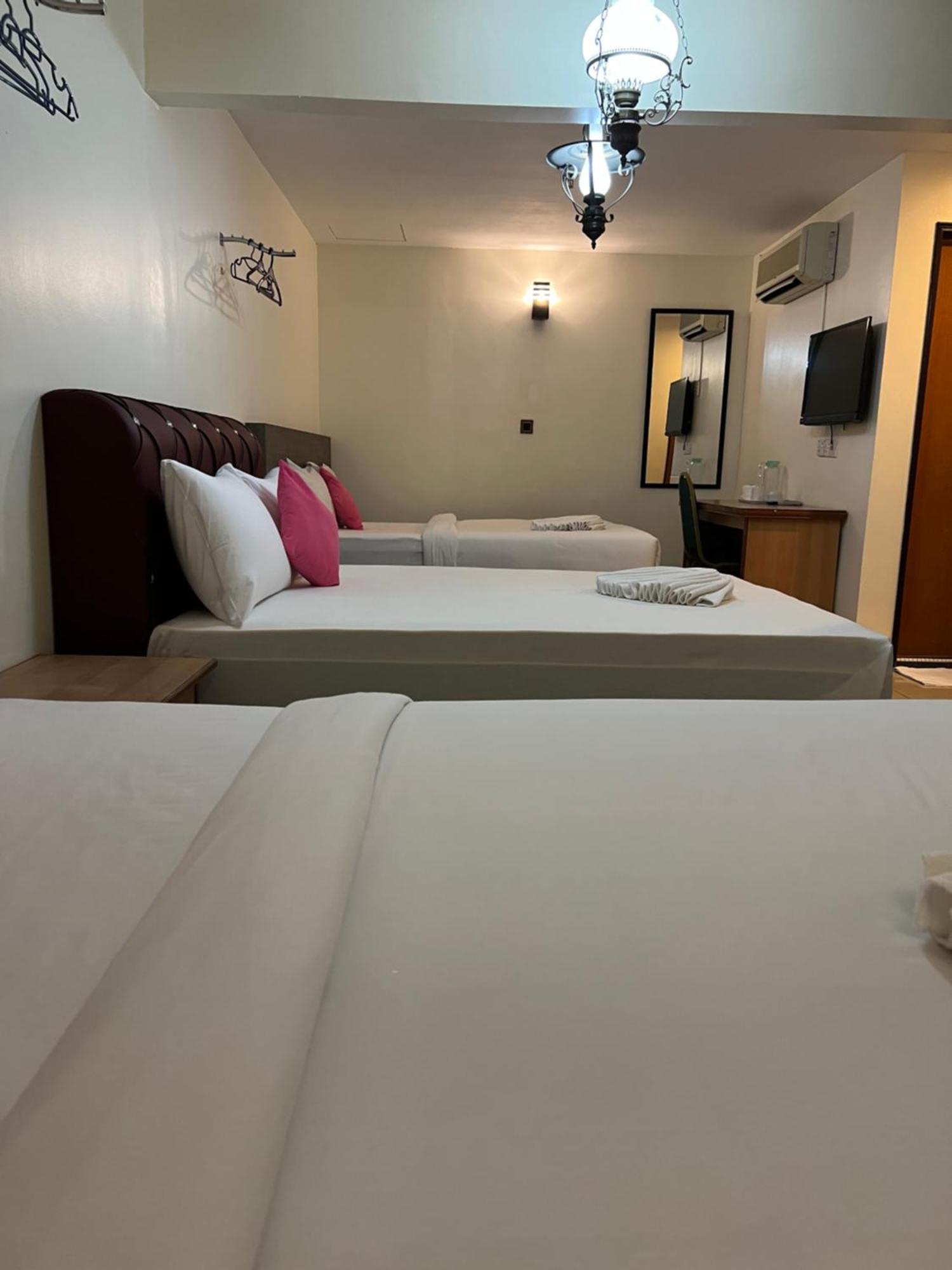 Hotel Sri Sutra Petaling Jaya Ngoại thất bức ảnh